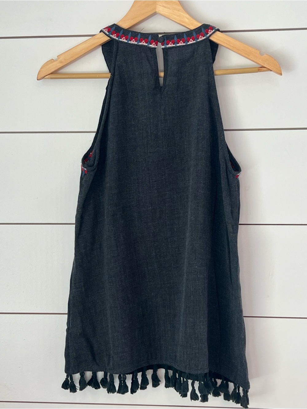 Savanna Jane Gray Embroidered Floral Tank boho/ cottagecore/ resort/ western - Picture 2 of 6
